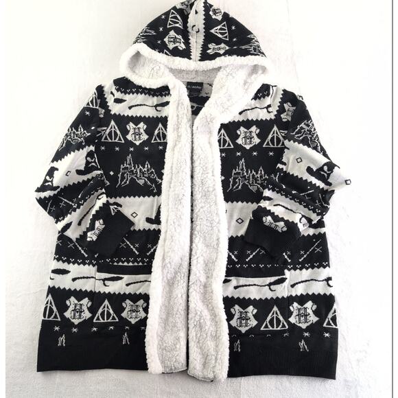 Harry Potter Icons Fair Isle Sherpa Snuggle Cardigan Women's 3X Black / White - Picture 1 of 10
